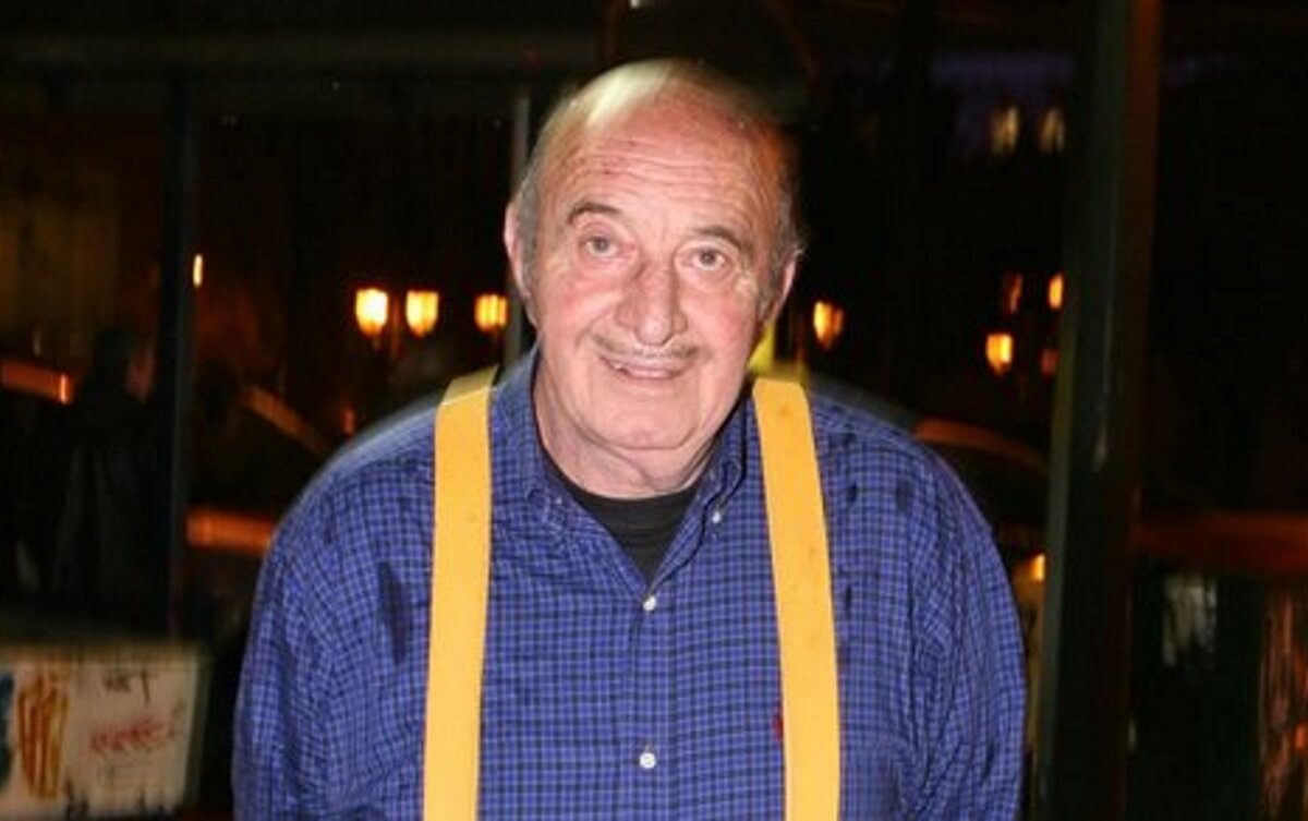 Συγκλονίζουν οι αποκαλύψεις για τον Κώστα Τσάκωνα! «Ήταν χάλια από τον καρκίνο! Κλαίγαμε όλοι»