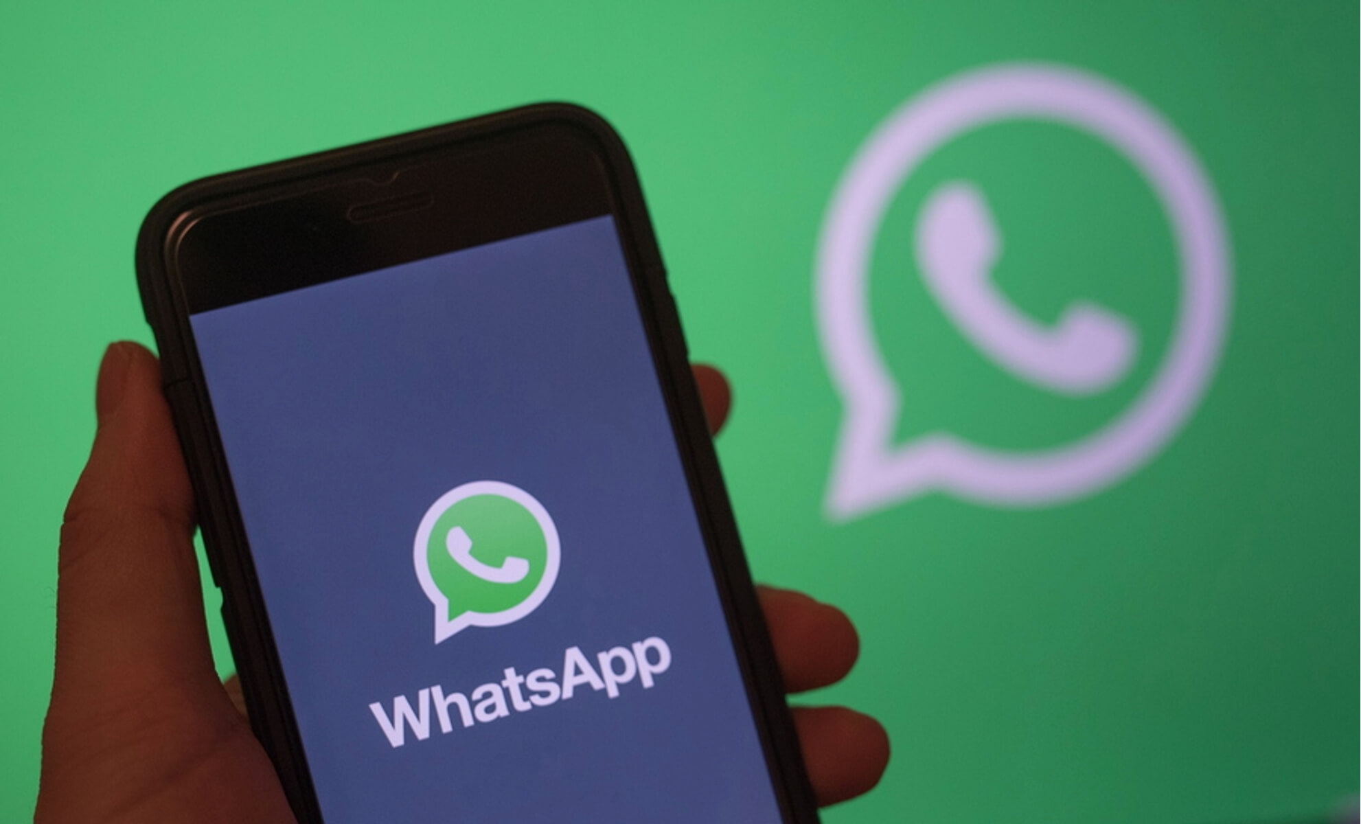 Η Meta ζήτησε συγγνώμη για τα προβλήματα με το Whatsapp