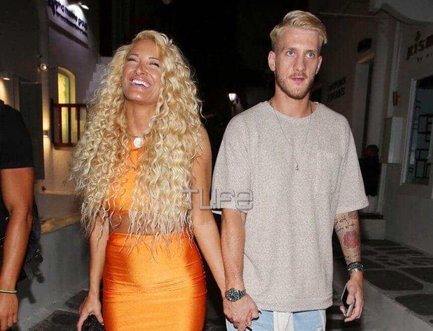 Full in love στην Μύκονο Ιωάννα Τούνη και Νώντας Παπαντωνίου – Με ανανεωμένο look η ξανθιάς καλλονή [pics]