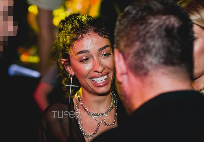 Η Ελένη Φουρέιρα με άκρως διαφορετικό στυλ διασκέδασε στον Αργυρό!