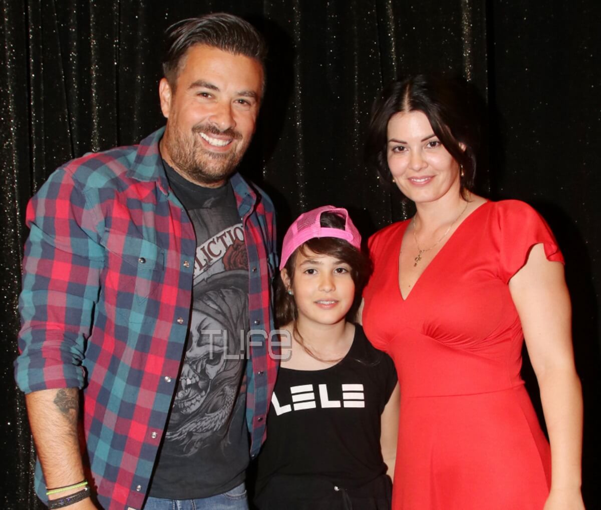 Ο Γιάννης Αϊβάζης και η Μαρία Κορινθίου απόλαυσαν την κόρη τους στο θέατρο