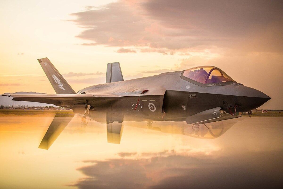 Αυτή είναι η νέα αναβαθμισμένη έκδοση του stealth μαχητικού αεροσκάφους F-35! [pics]