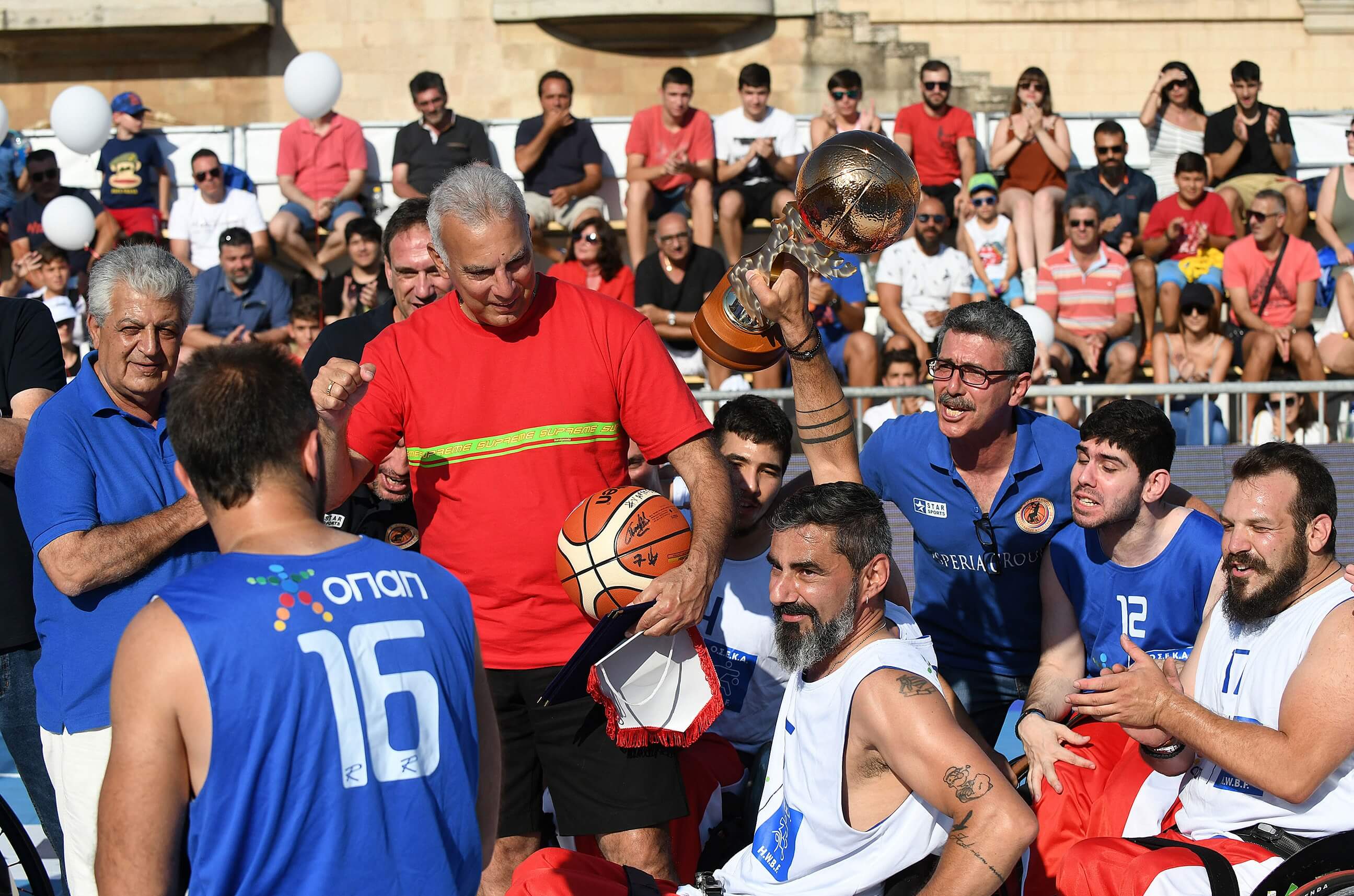 Γκάλης: “Θα πάμε καλά! Ο Αντετοκούνμπο θα βοηθήσει πολύ την Εθνική”