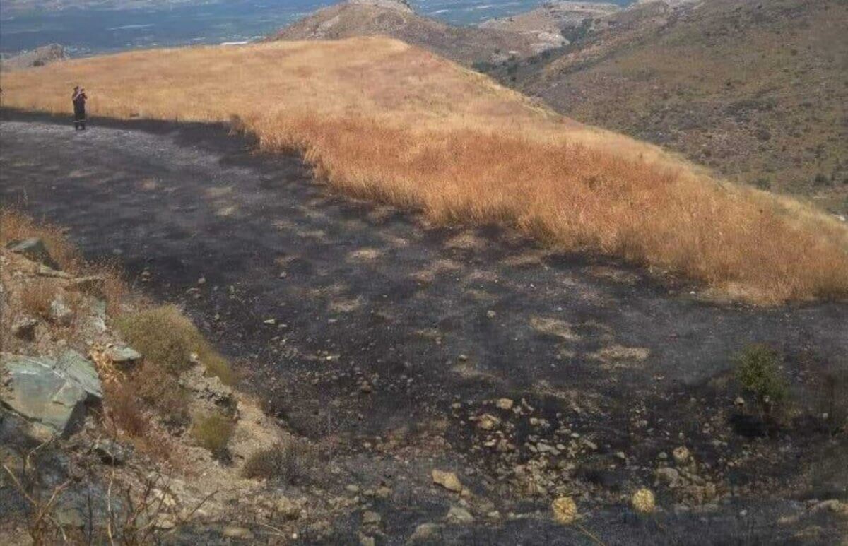 Ηράκλειο: Φωτιά απείλησε σπίτι και καλλιεργήσιμη έκταση