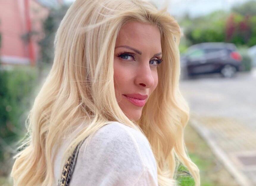 Η εντυπωσιακή πόζα της Ελένης Μενεγάκη “τρέλανε” το Instagram!