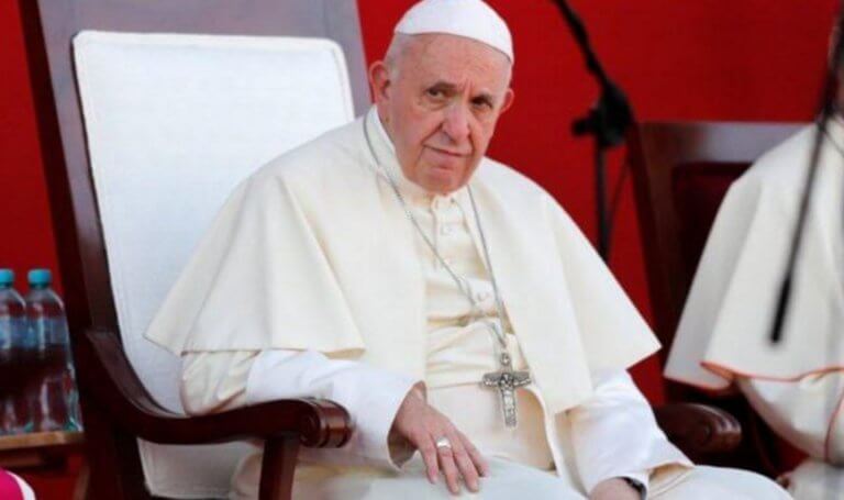 Πάπας Φραγκίσκος: Κλείστε τα κινητά και αρχίστε ξαναρχίστε τον διάλογο