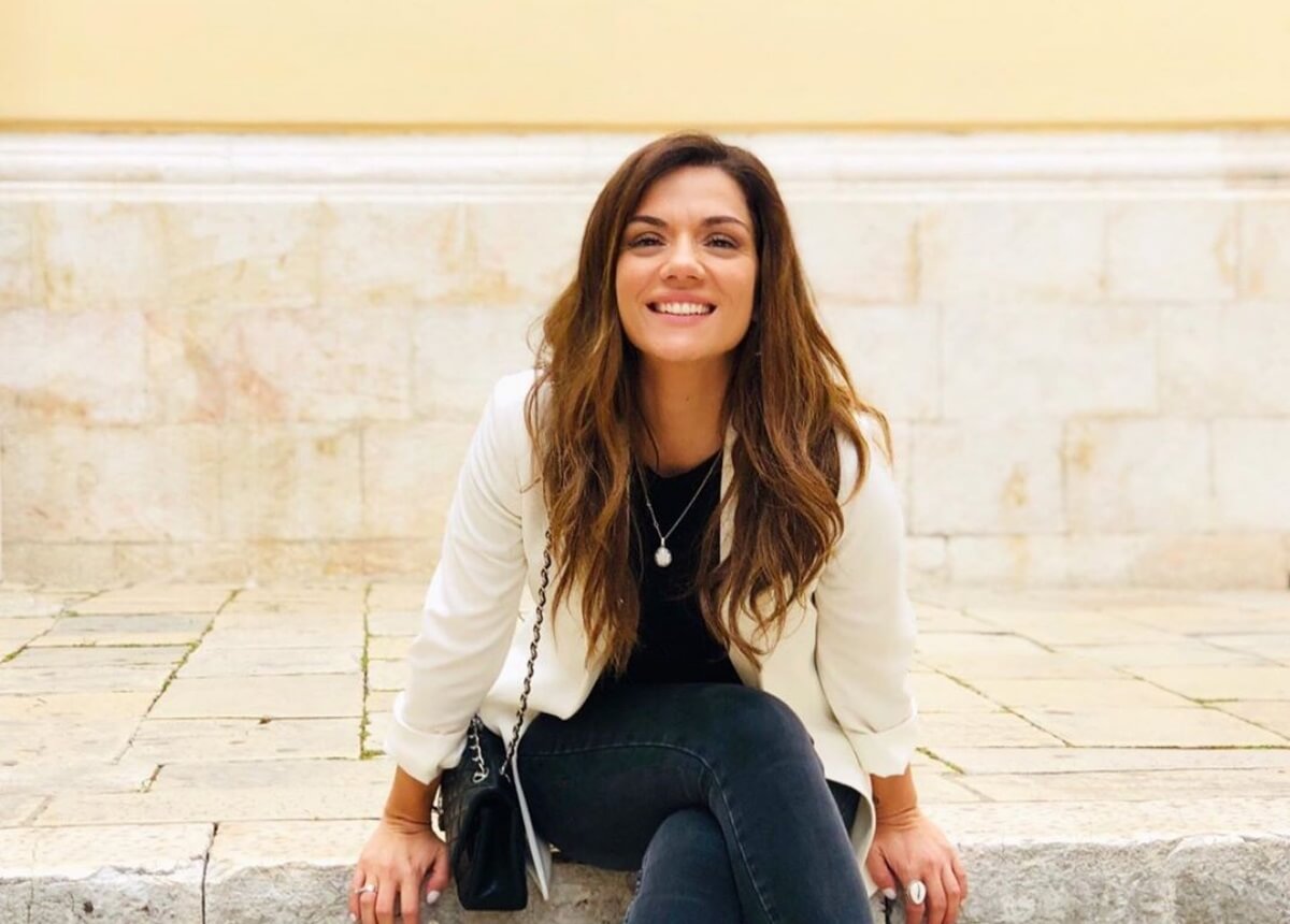 Συγκινήθηκε η Βάσω Λασκαράκη στην αποφοίτηση της κόρης της από το νηπιαγωγείο!