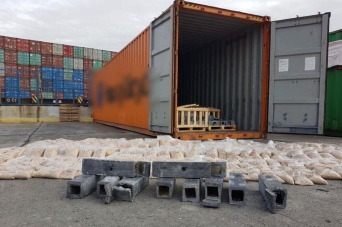 Εκατομμύρια χάπια “captagon” για τζιχαντιστές σε κοντέινερ στο λιμάνι του Πειραιά!