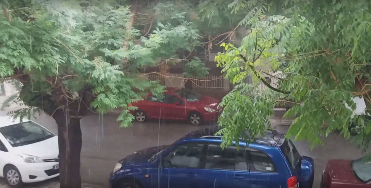 Θεσσαλονίκη: Καταιγίδα με βροχές και χαλάζι – Video