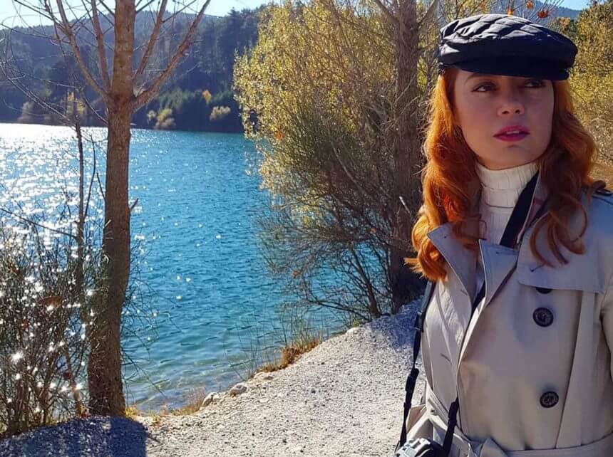 Η Άντα Λιβιτσάνου ποζάρει άβαφη και μας δείχνει την πραγματική εικόνα της!