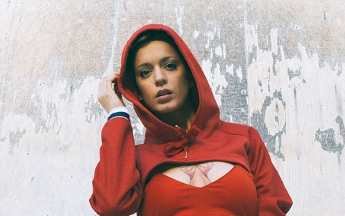 Η Τραϊάνα Ανανία προκάλεσε χαμό με τον χορό της στη Μύκονο!