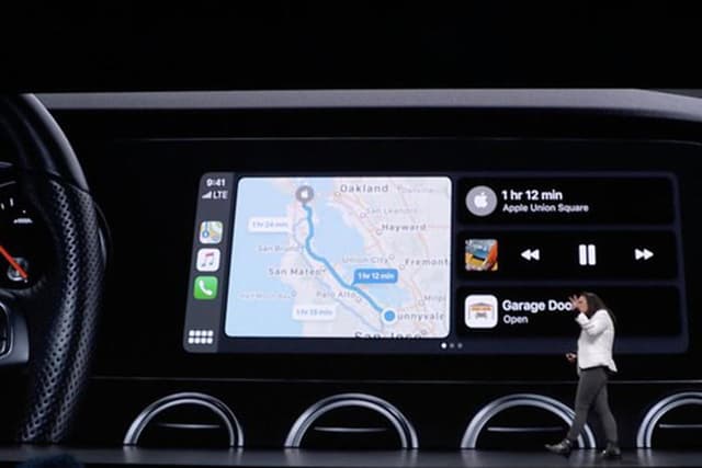 H Apple αναβαθμίζει το CarPlay