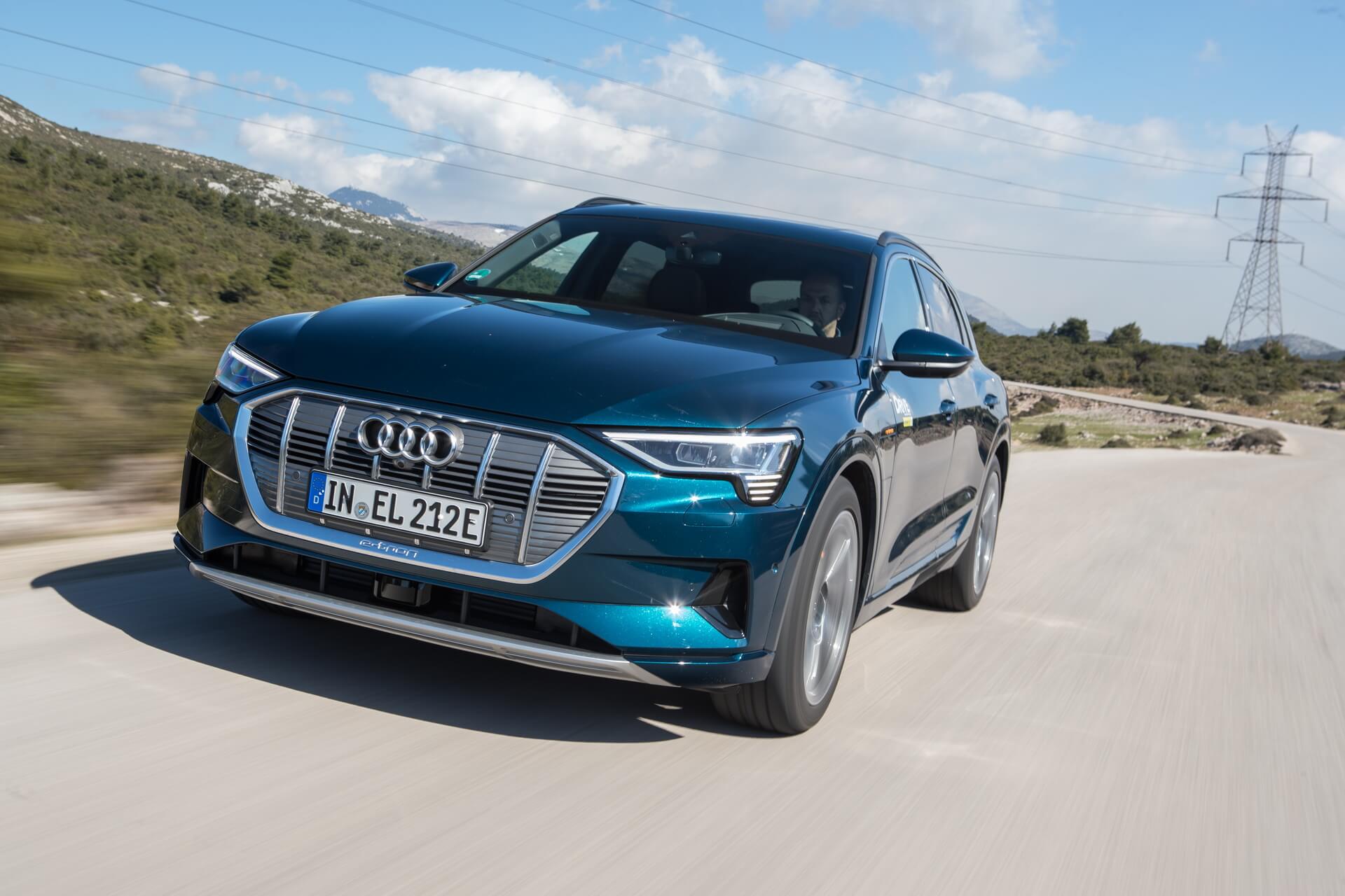 Κίνδυνος ανάφλεξης και ανάκληση για το Audi e-tron