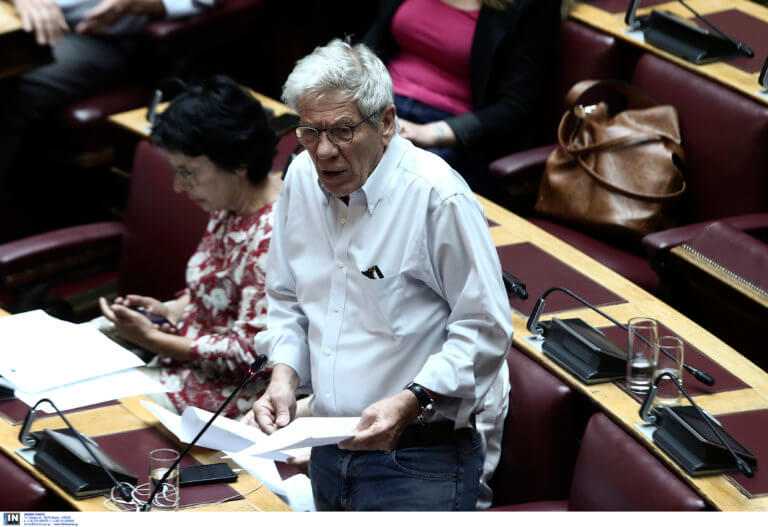 Στα κάγκελα οι βουλευτές του ΣΥΡΙΖΑ για τον «πάγο» Φάμελλου στις τροπολογίες τους!