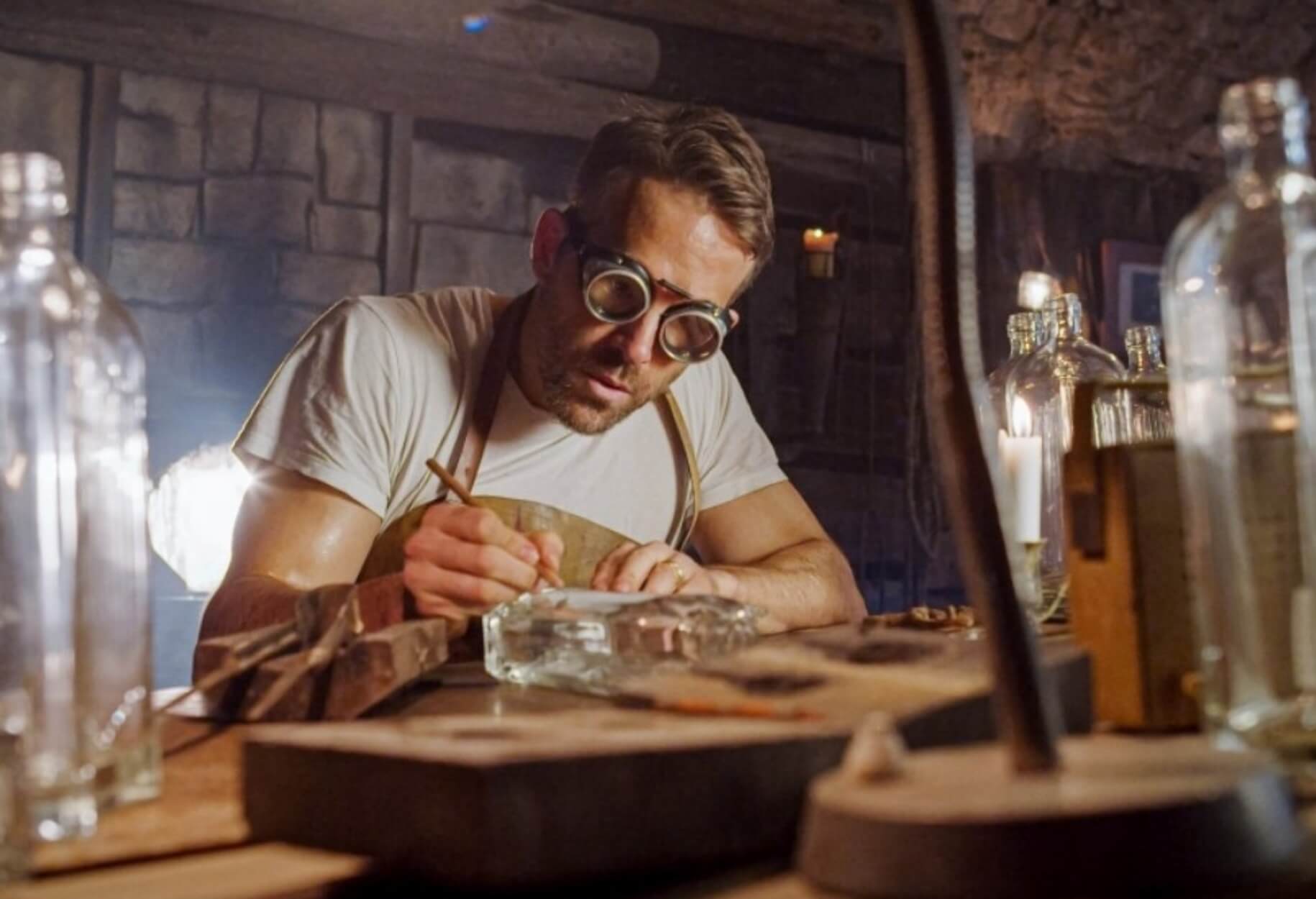 Το απίστευτο διαφημιστικό σποτ του Ράιν Ρεινολντς για το τζιν του