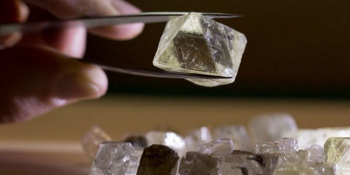 Ρωσία: Καρέ – καρέ η σύλληψη της σπείρας που έκλεβε διαμάντια!