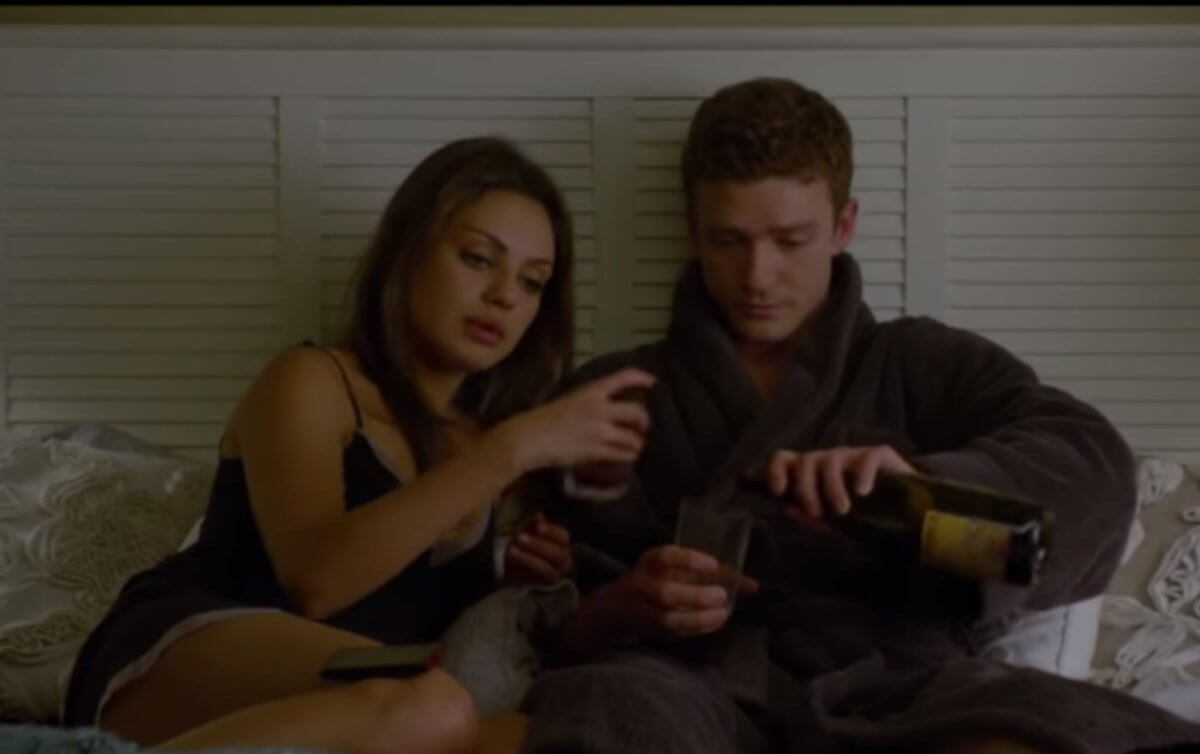 10 σημάδια που δείχνουν ότι σε βλέπει σαν φίλο