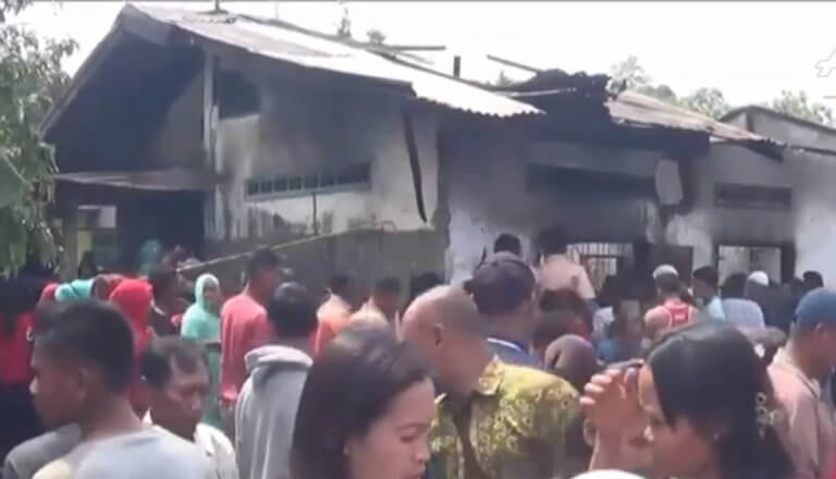 Ινδονησία: Φωτιά σε βιοτεχνία με... σπίρτα! 30 νεκροί