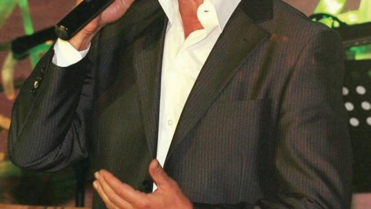 «Υπήρχαν τραγουδιστές που ήθελαν να με “υποσκελίσουν” και να με ξεπεράσουν, να πάνε στην ταμπέλα πριν από μένα!»