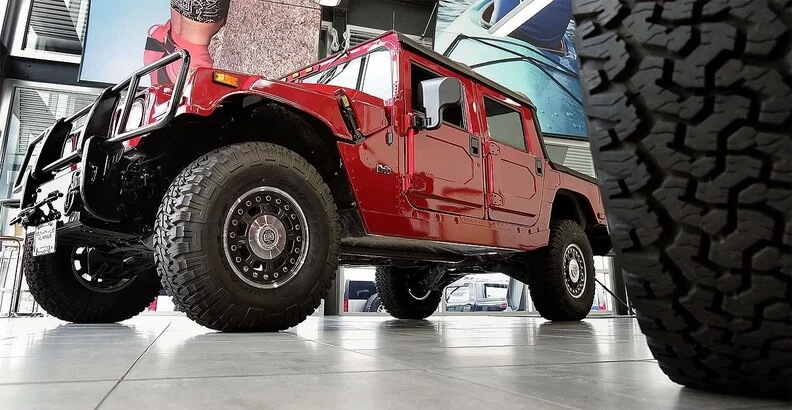 Η General Motors εξετάζει την ιδέα ενός ηλεκτρικού Hummer!
