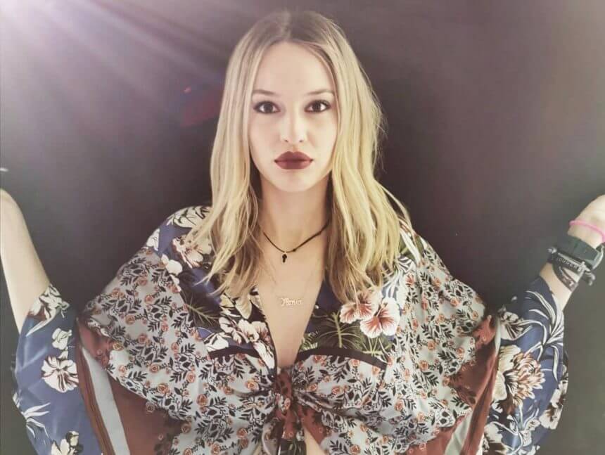 Η Ιλένια Ουίλιαμς αλλάζει καριέρα και γίνεται… τραγουδίστρια!