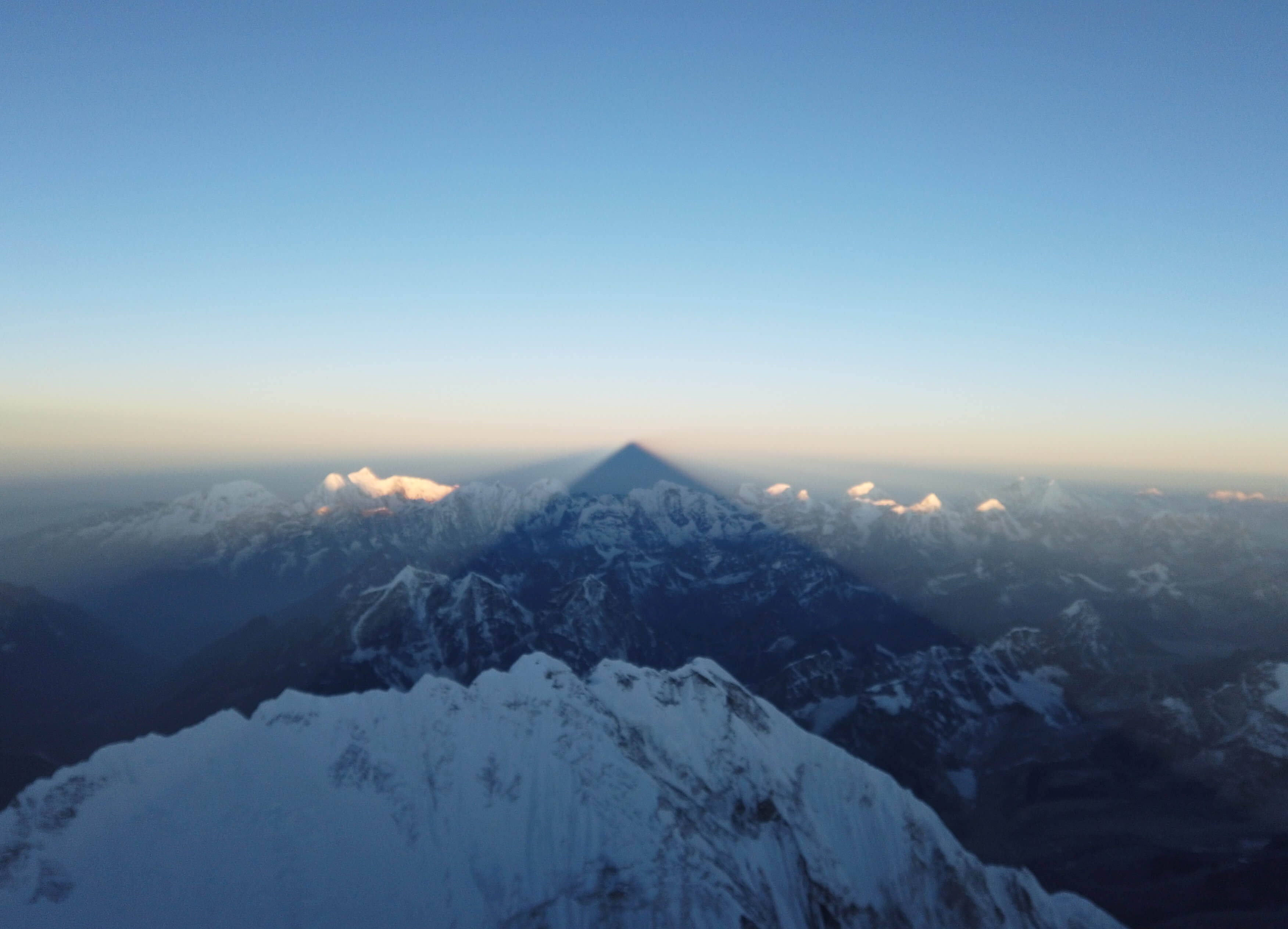 Ιμαλάια: Φρίκη στην έρευνα για τους 8 ορειβάτες – – Ελικόπτερο εντόπισε πτώματα