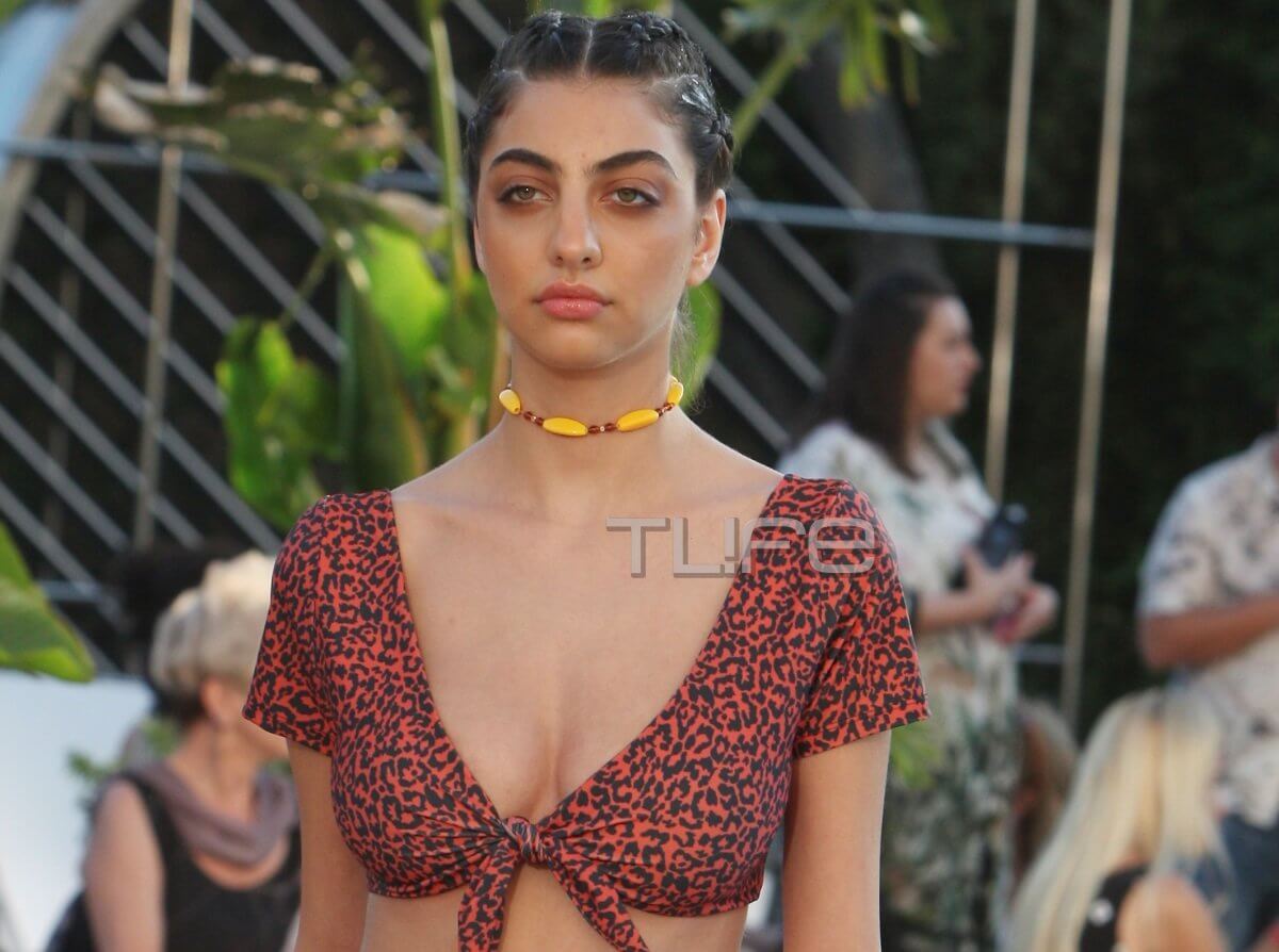 Η Ειρήνη Καζαριάν έκανε catwalk με μαγιό και μαγνήτισε όλα τα βλέμματα!
