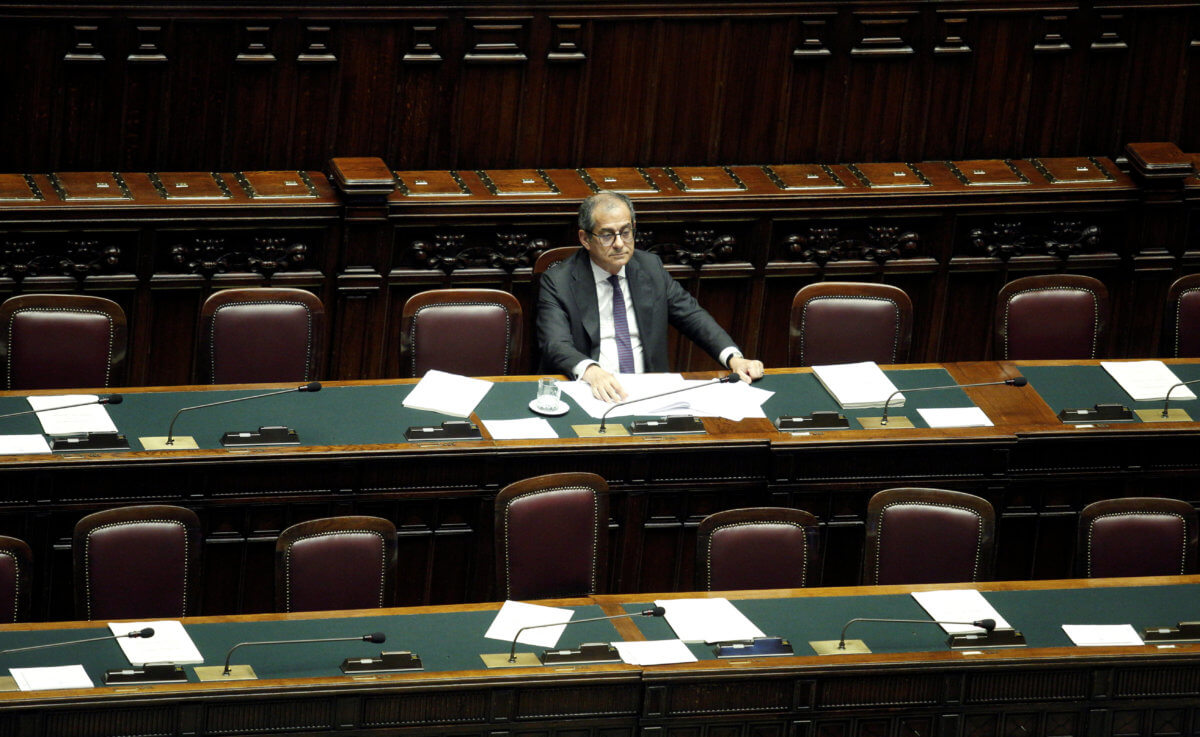 Νέα κόντρα για τον ιταλικό προϋπολογισμό – Αναθεώρηση ζητούν οι υπουργοί της ευρωζώνης