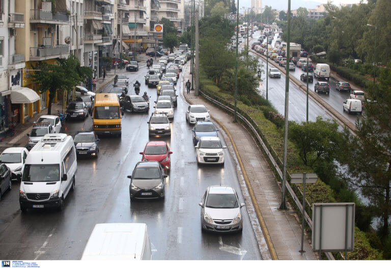 Καιρός: Καταιγίδες, χαλάζι και κεραυνοί από το μεσημέρι!