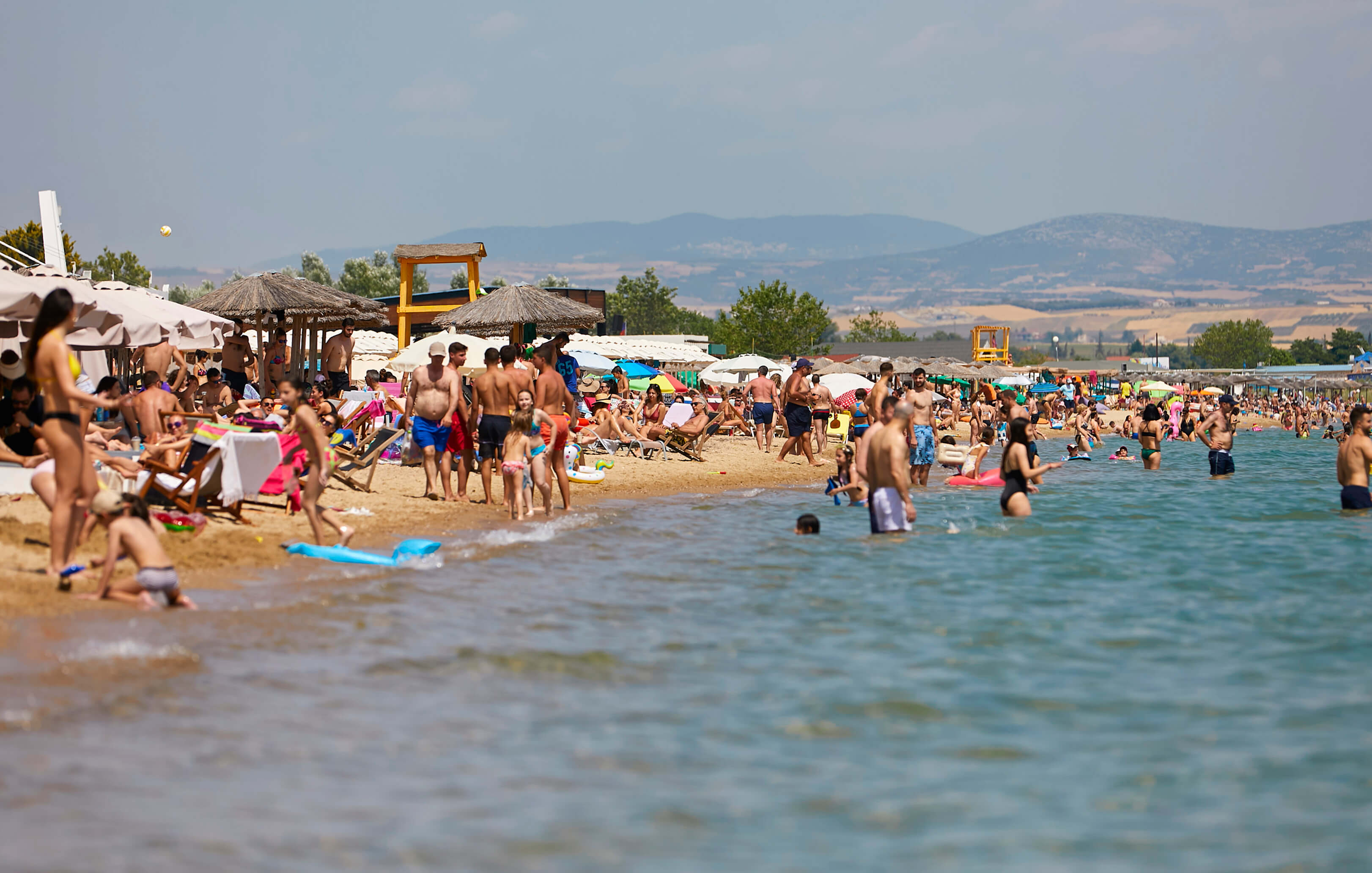 Καιρός αύριο: Κυριακή… για παραλία – “Ψήνεται” η χώρα από τις υψηλές θερμοκρασίες