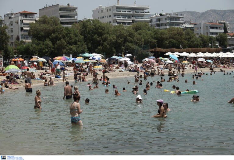 Υποχωρούν τα μελτέμια, ανεβαίνει αύριο η θερμοκρασία