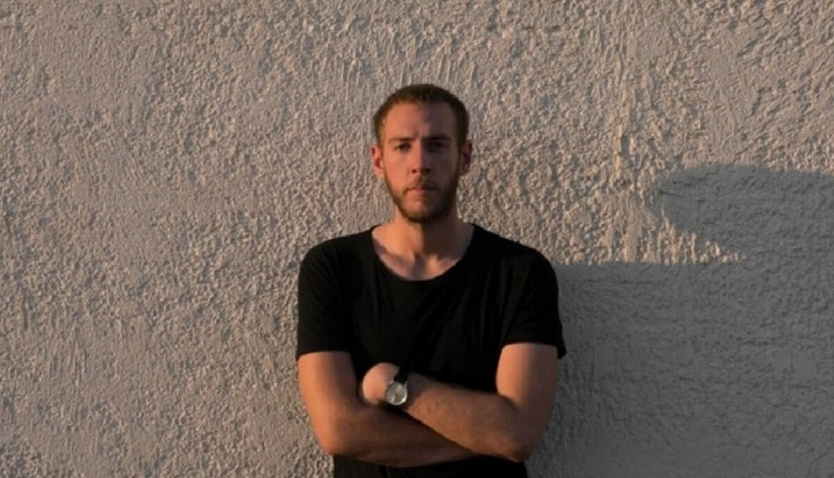 «Μαλ…α, λες να πήραμε τον Φοίνικα; Θέλω να πιω λίγο νερό»!