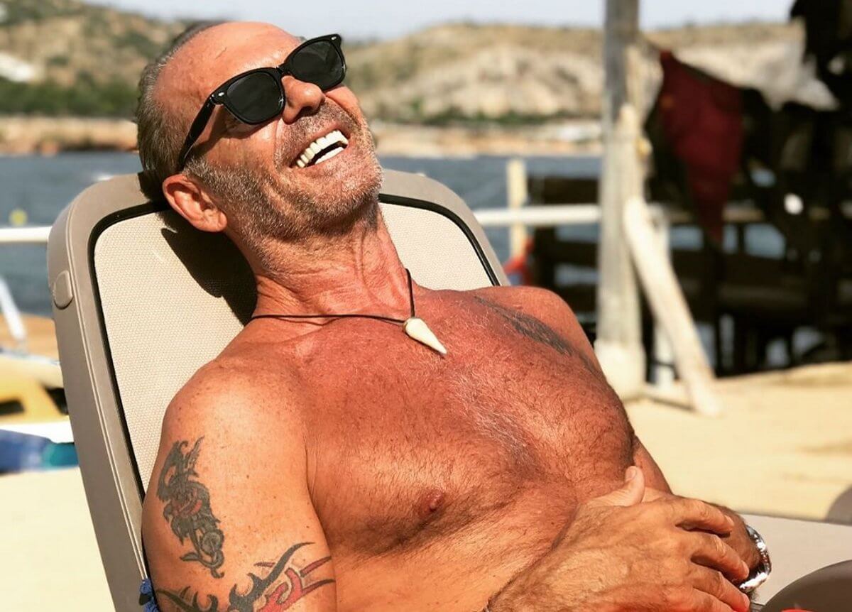 Δείτε τι έκανε ο Πέτρος Κωστόπουλος τη στιγμή του γάμου Μπαλατσινού – Κικίλια