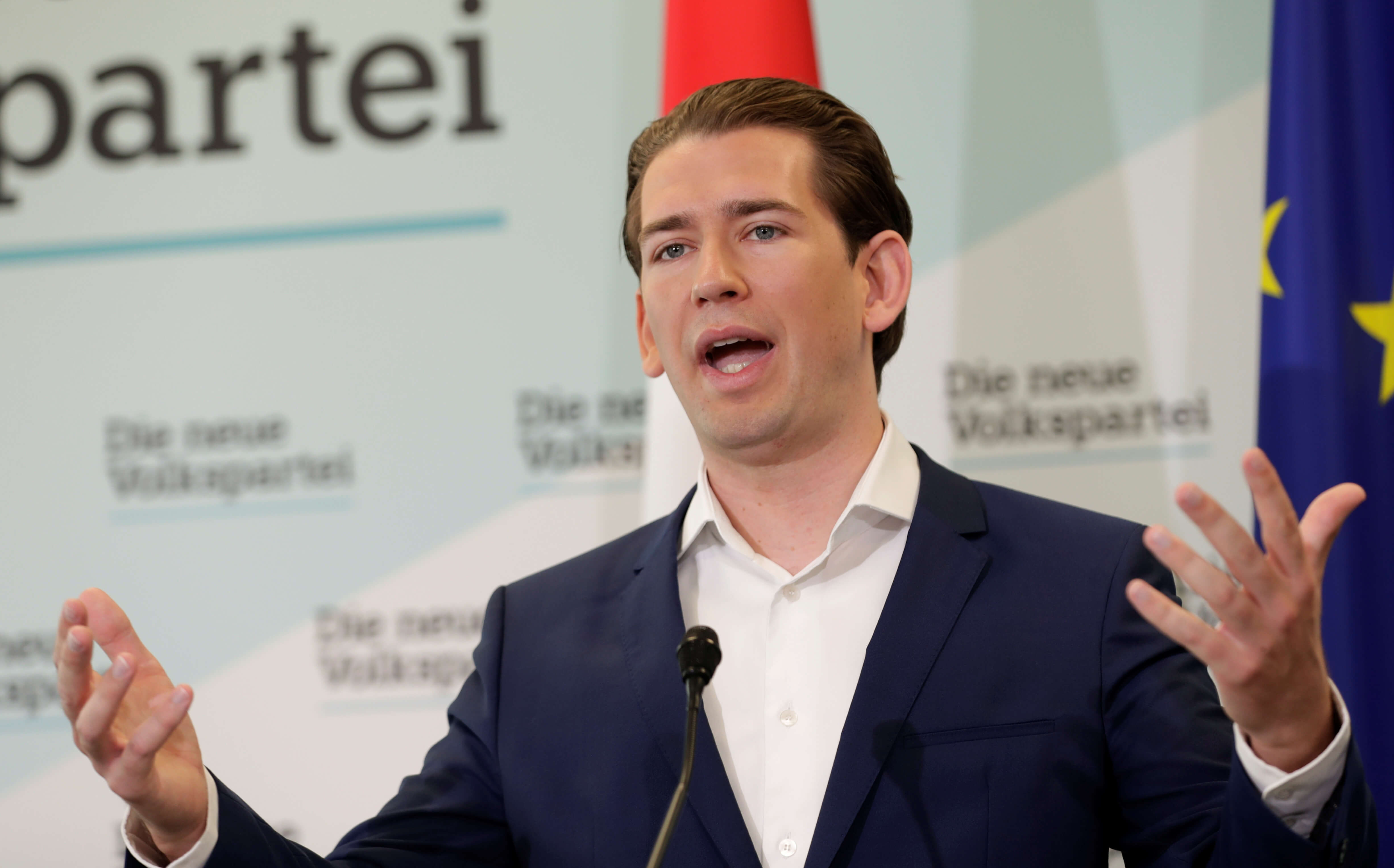 Αυστρία: Σταθερά πρώτος στις δημοσκοπήσεις ο Κουρτς
