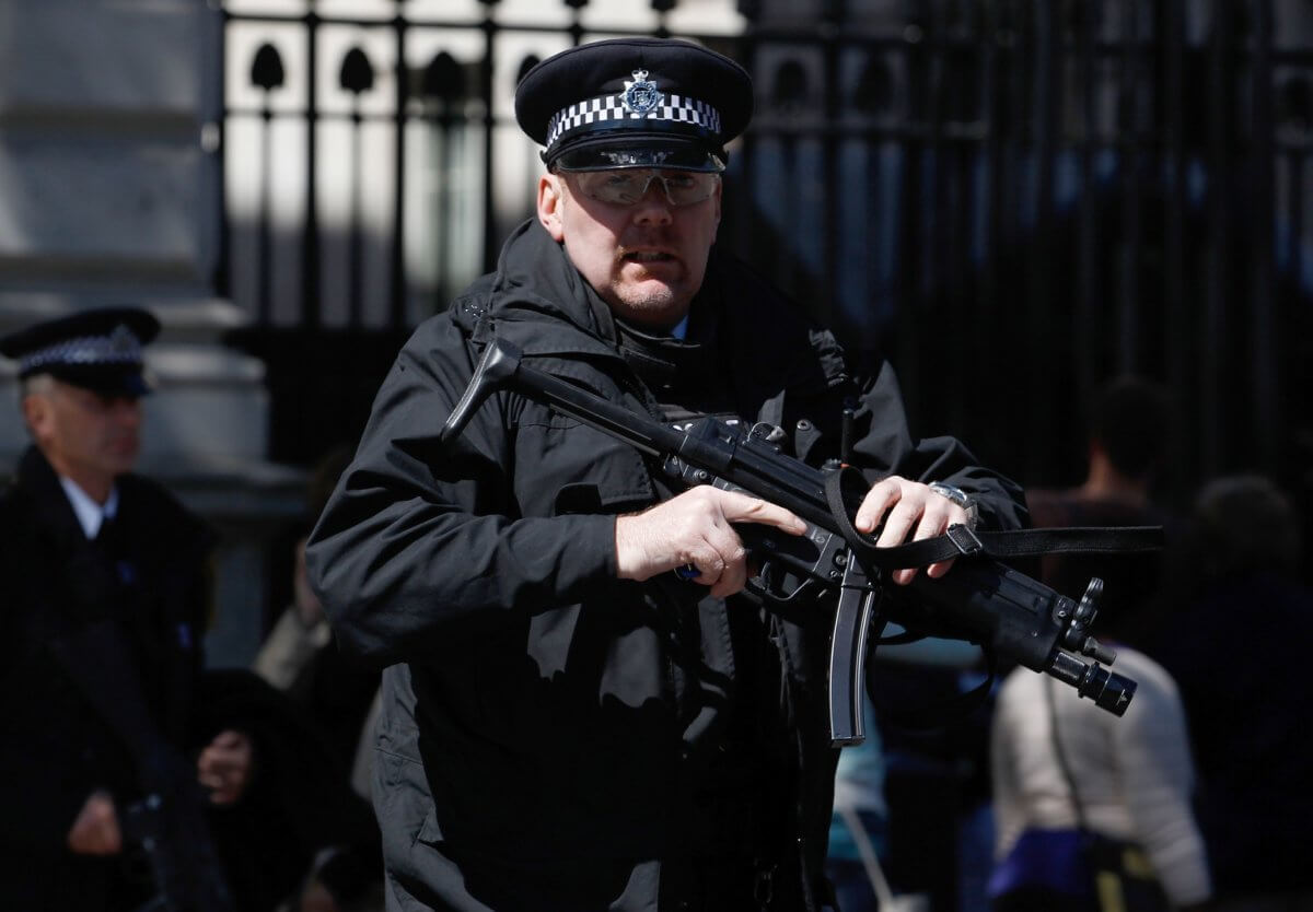 Τρομοκράτες συγκέντρωναν τόνους εκρηκτικών σε μυστικό εργοστάσιο στο Λονδίνο