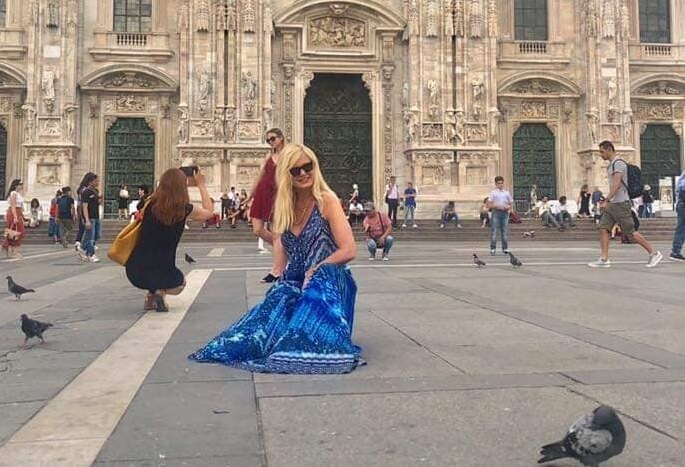 Δείτε τη Μαρίνα Πατούλη να παίζει πιάνο στο Μιλάνο! Βίντεο