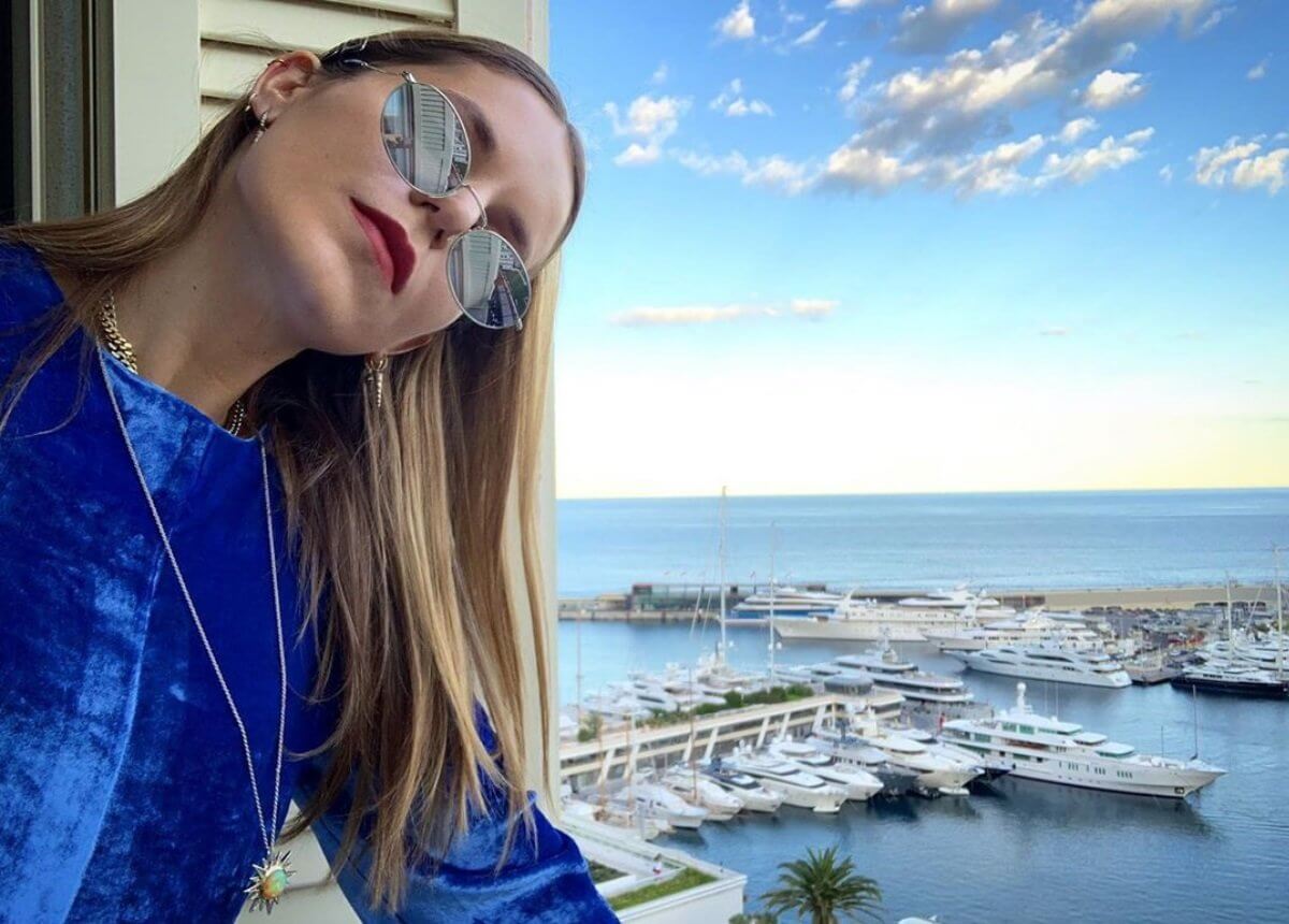 Παραμυθένια εμφάνιση για την Ευγενία Νιάρχου στο γάμο της Σαρλότ Κασιράγκι! [pics]