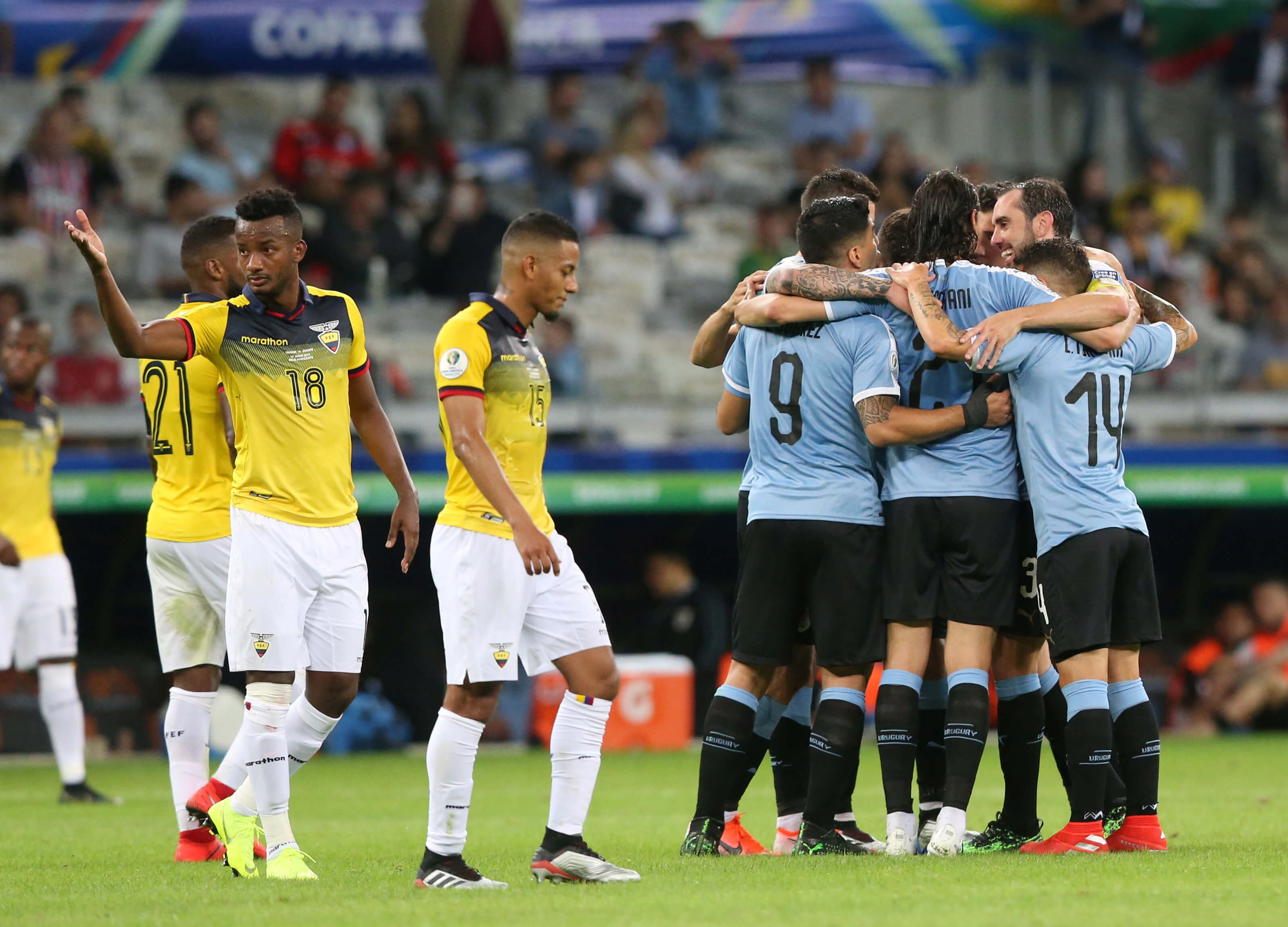 Copa America: Πέταγε “φωτιές” η Ουρουγουάη των Καβάνι – Σουάρες [video]