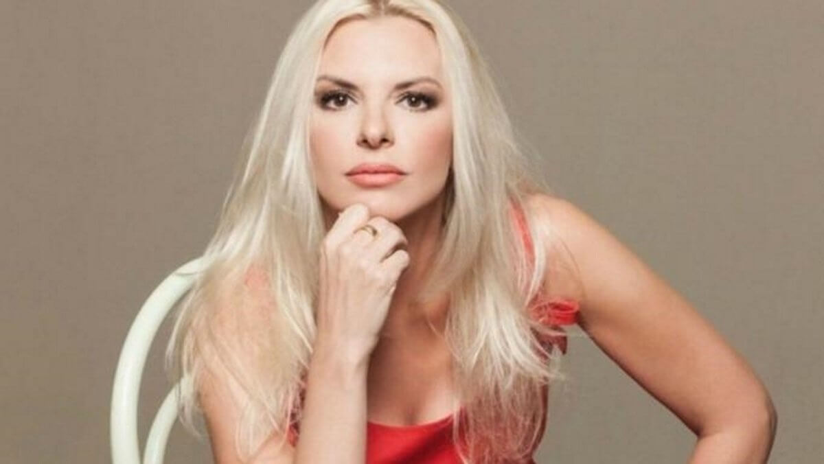 «Δεν είχαμε σχέση με την Αννίτα Πάνια! Είναι αστεία αυτά…»