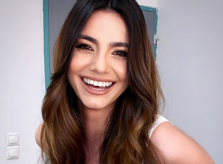 Η Ηλιάνα Παπαγεωργίου αποκάλυψε που και με ποιους θα περάσει το τριήμερο του Αγίου Πνεύματος!