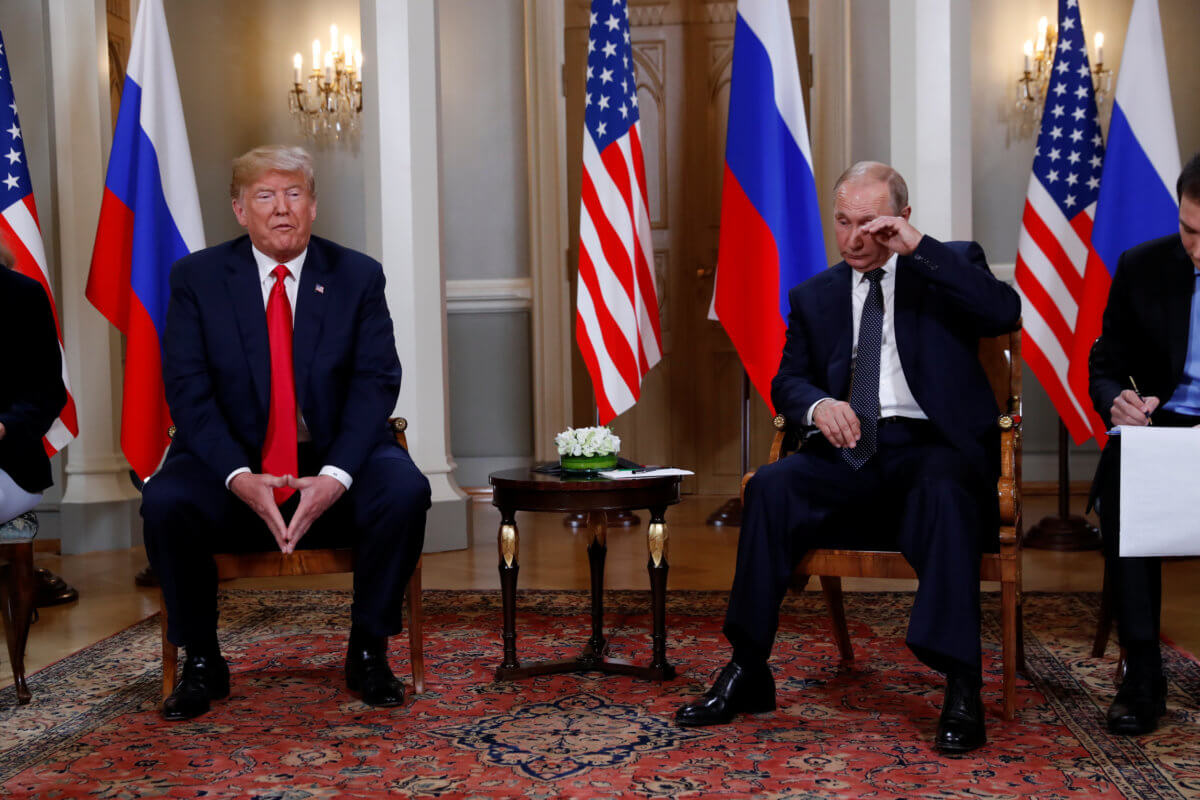 Τραμπ: Άφησε ανοιχτό το ενδεχόμενο να συναντηθεί με τον Πούτιν