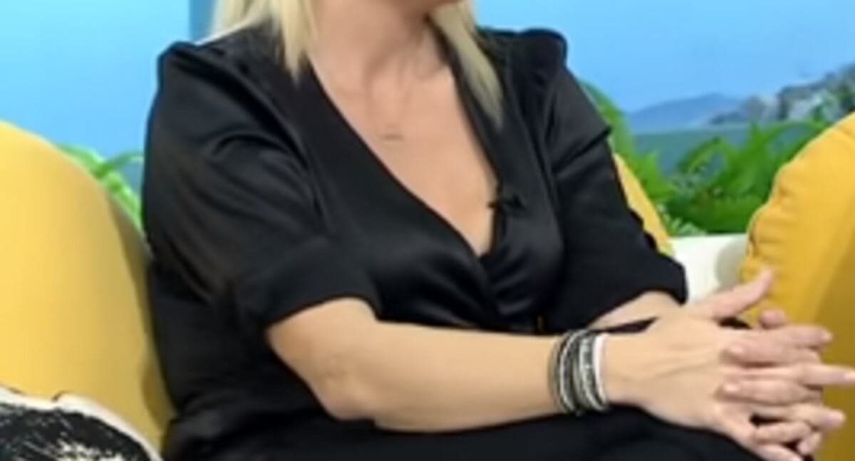 «Μπροστά σε μένα δεν βάζω 20αρα! Είμαι 40, αλλά νιώθω 18 χρονών»