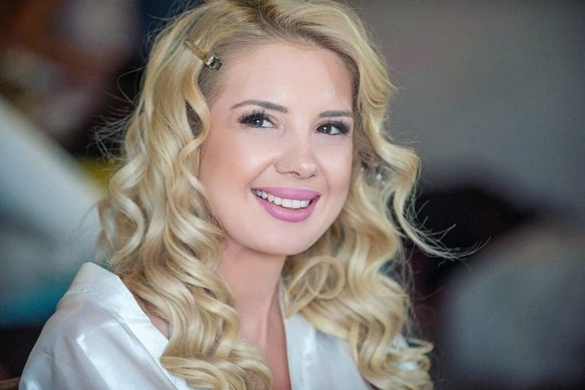Η Σοφία Μαριόλα μας δείχνει αδημοσίευτες φωτογραφίες από την γαμήλια προετοιμασία της!