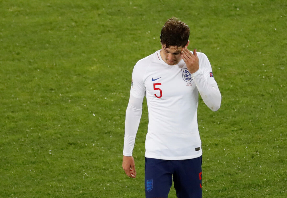 Nations League: “Τρελάθηκε” με Στόουνς ο Κάραγκερ! “Είναι ηλίθιο αυτό που έκανε” – videos