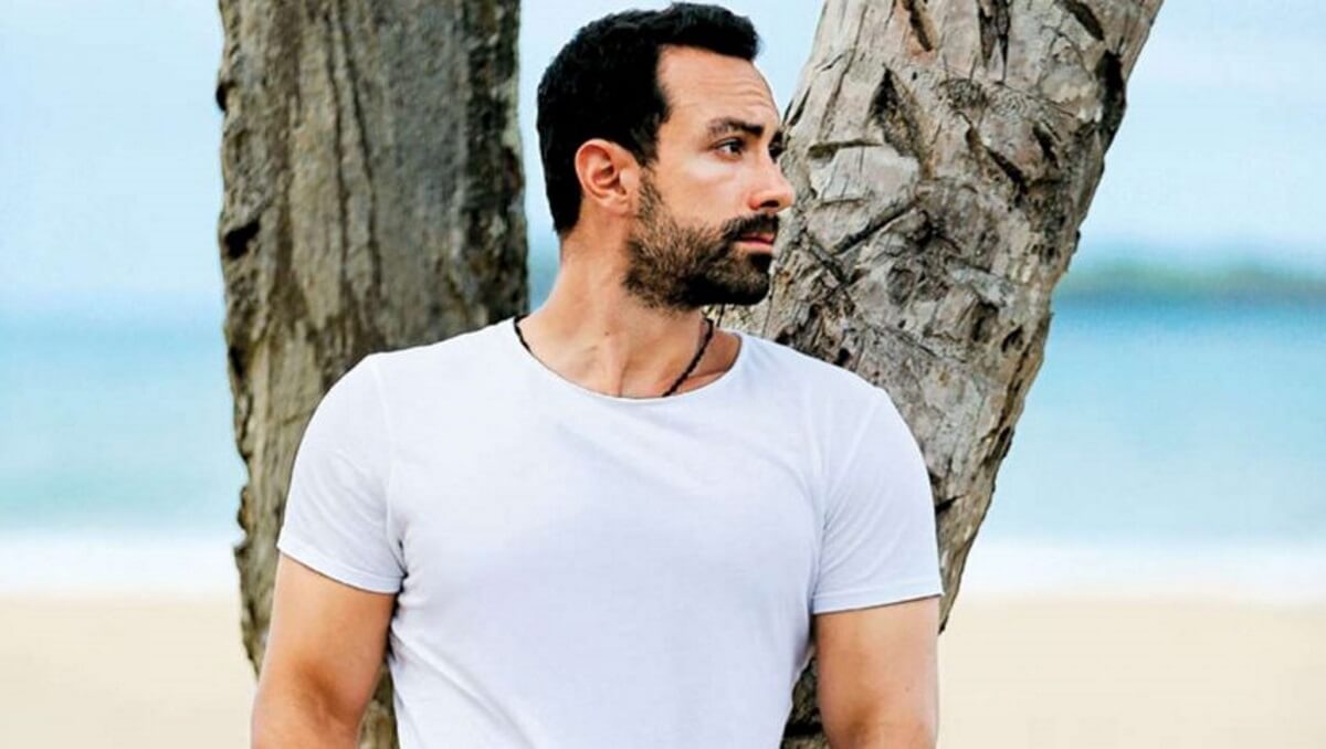 “Εγώ ακολουθώ τον Σάκη Τανιμανίδη, αν δεν με ενδιαφέρει κάτι που ανεβάζει…”