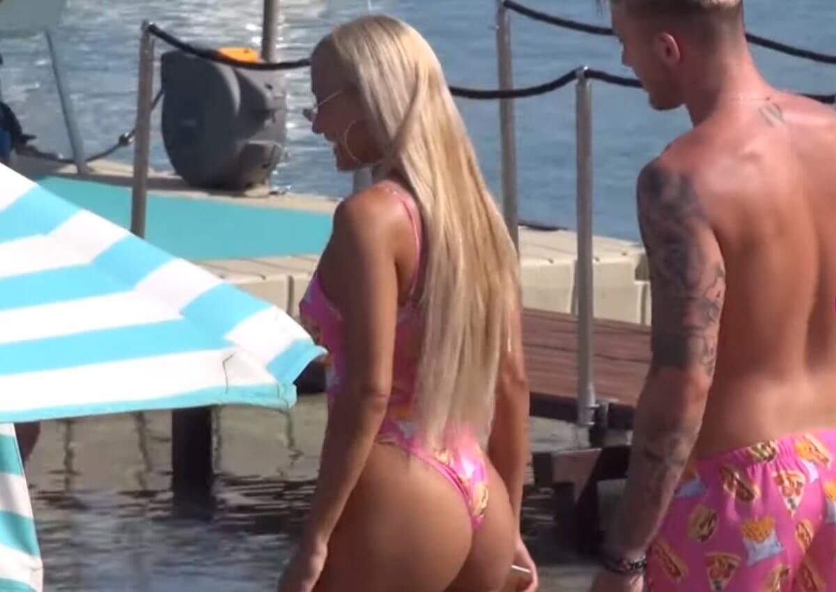 Σε κοσμική παραλία της Μυκόνου με το ίδιο μαγιό η Ιωάννα Τούνη και ο Νώντας Παπαντωνίου! [video]