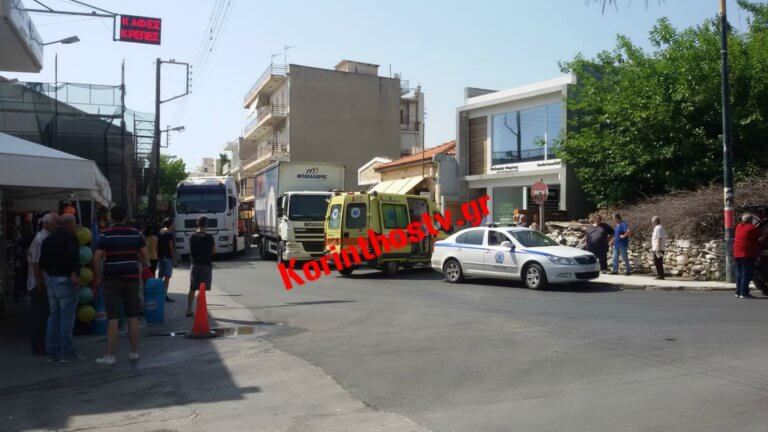 Κορινθία: Φορτηγό παρέσυρε και σκότωσε γυναίκα μπροστά από τον σταθμό των ΚΤΕΛ στο Κιάτο [pics, video]