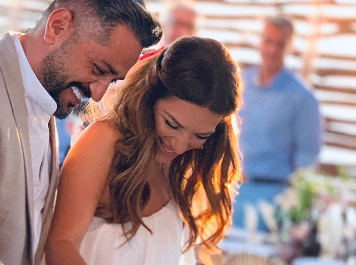 Βάσω Λασκαράκη – Λευτέρης Σουλτάτος: Οι πρώτες φωτογραφίες από το μυστικό γαμήλιο πάρτι τους!