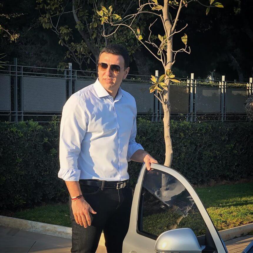 Δείτε τι κάνει ο Βασίλης Κικίλιας μία μέρα πριν από τον γάμο του με την Τζένη Μπαλατσινού!