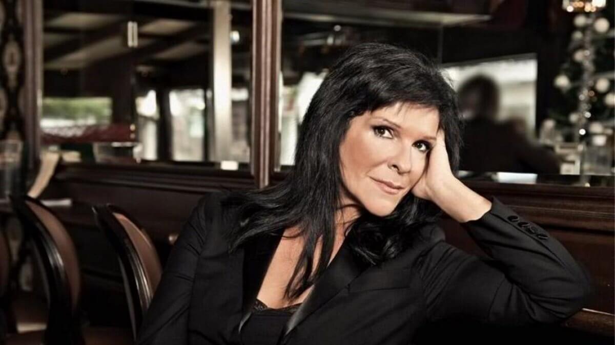 Το τόλμησε η Σοφία Βόσσου και άλλαξε τα μαλλιά της μετά από 25 χρόνια!